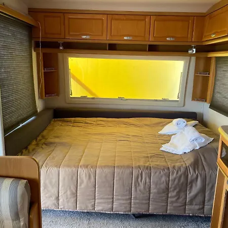 The Black Pearl Caravan Tente de luxe Kavarna